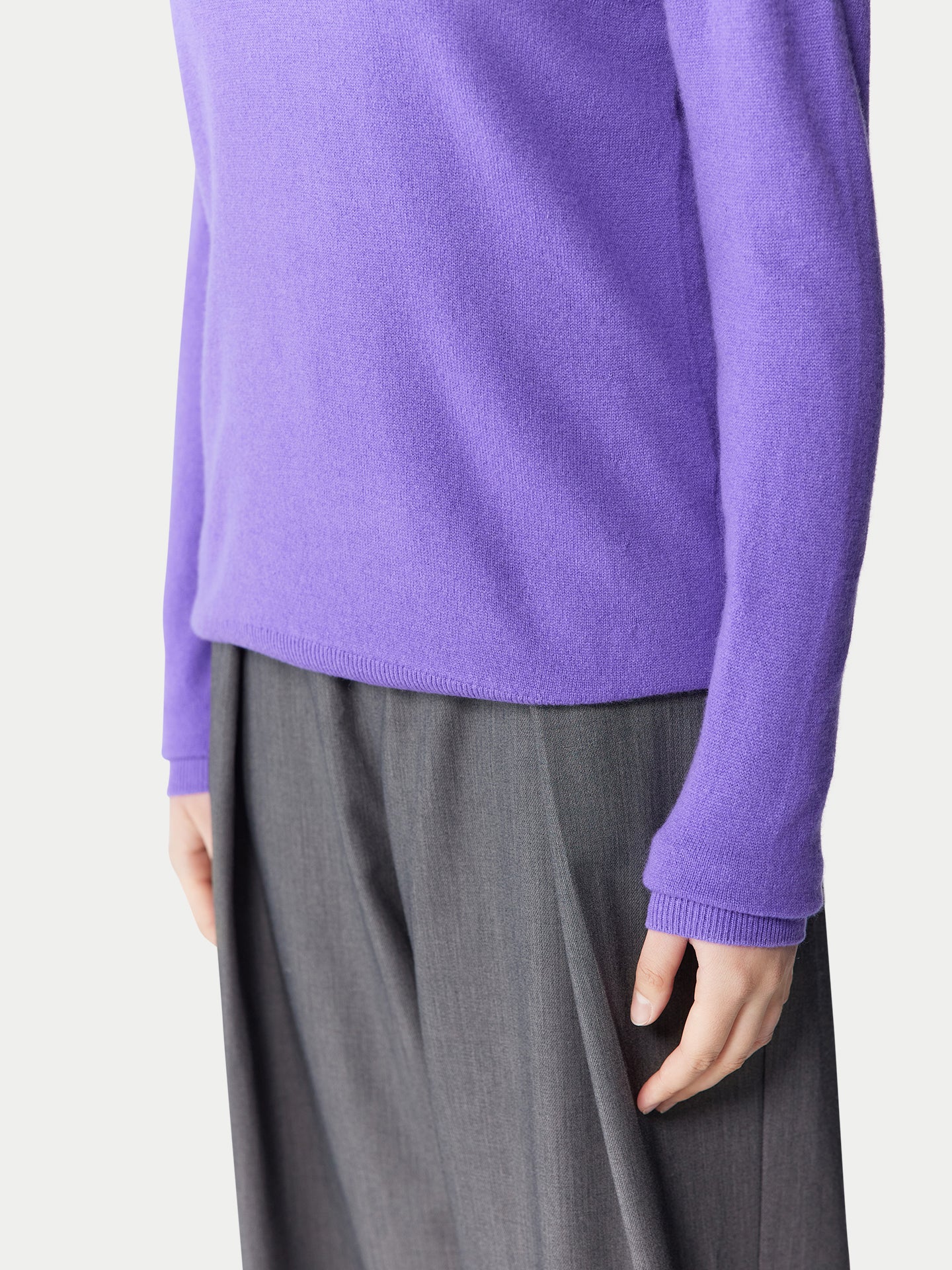 Essential Cashmere Crewneck Jumper