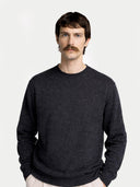 Essential Crewneck Cashmere Jumper in Charcoal — Gobi Cashmere #color_charcoal
