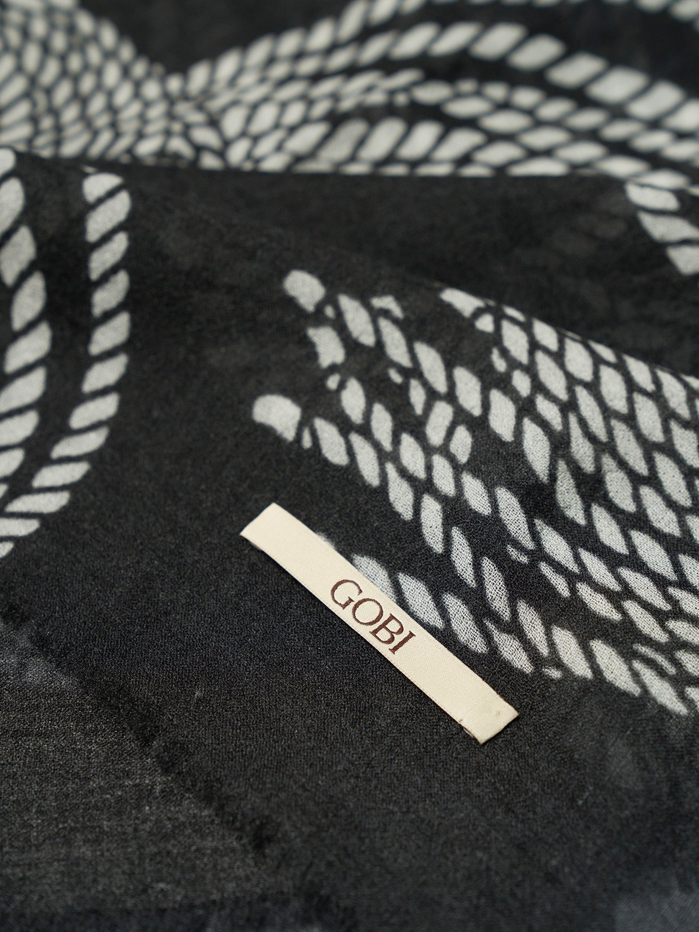 Rope Knot Printed Cashmere Shawl