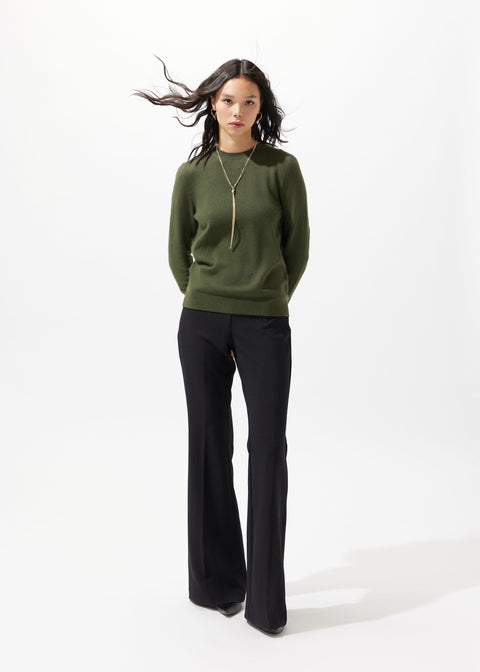 Women's Essential Cashmere Crewneck Jumper, editorial photo