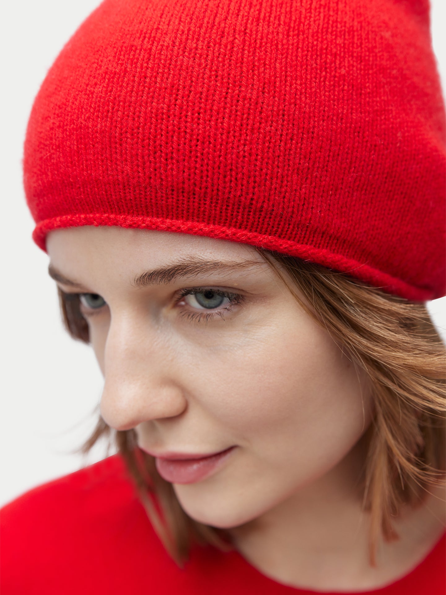 £ 99 Cashmere Hat & Sweater Set