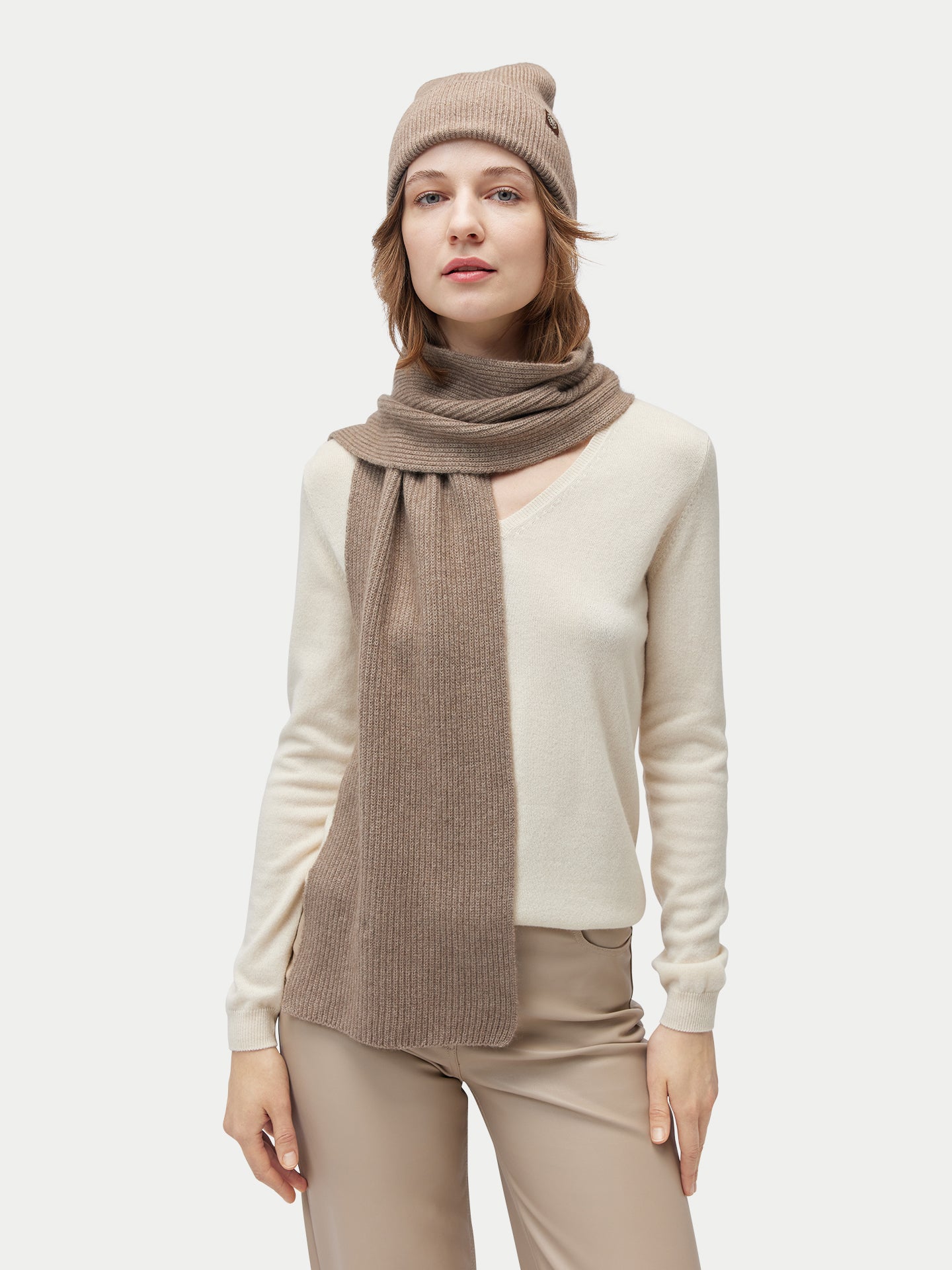 Knitted 100% Cashmere Rib Beanie unisex | GOBI Cashmere