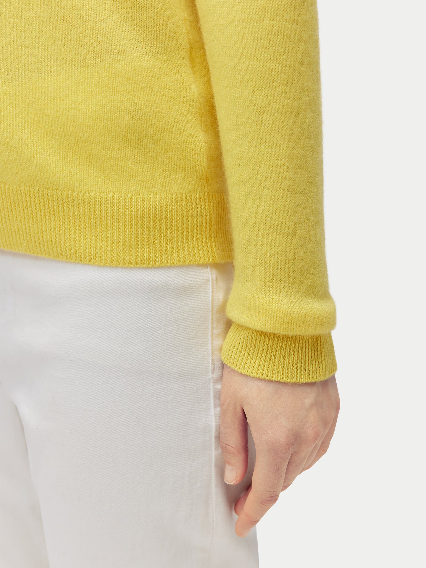 £ 99 Cashmere Hat & Sweater Set