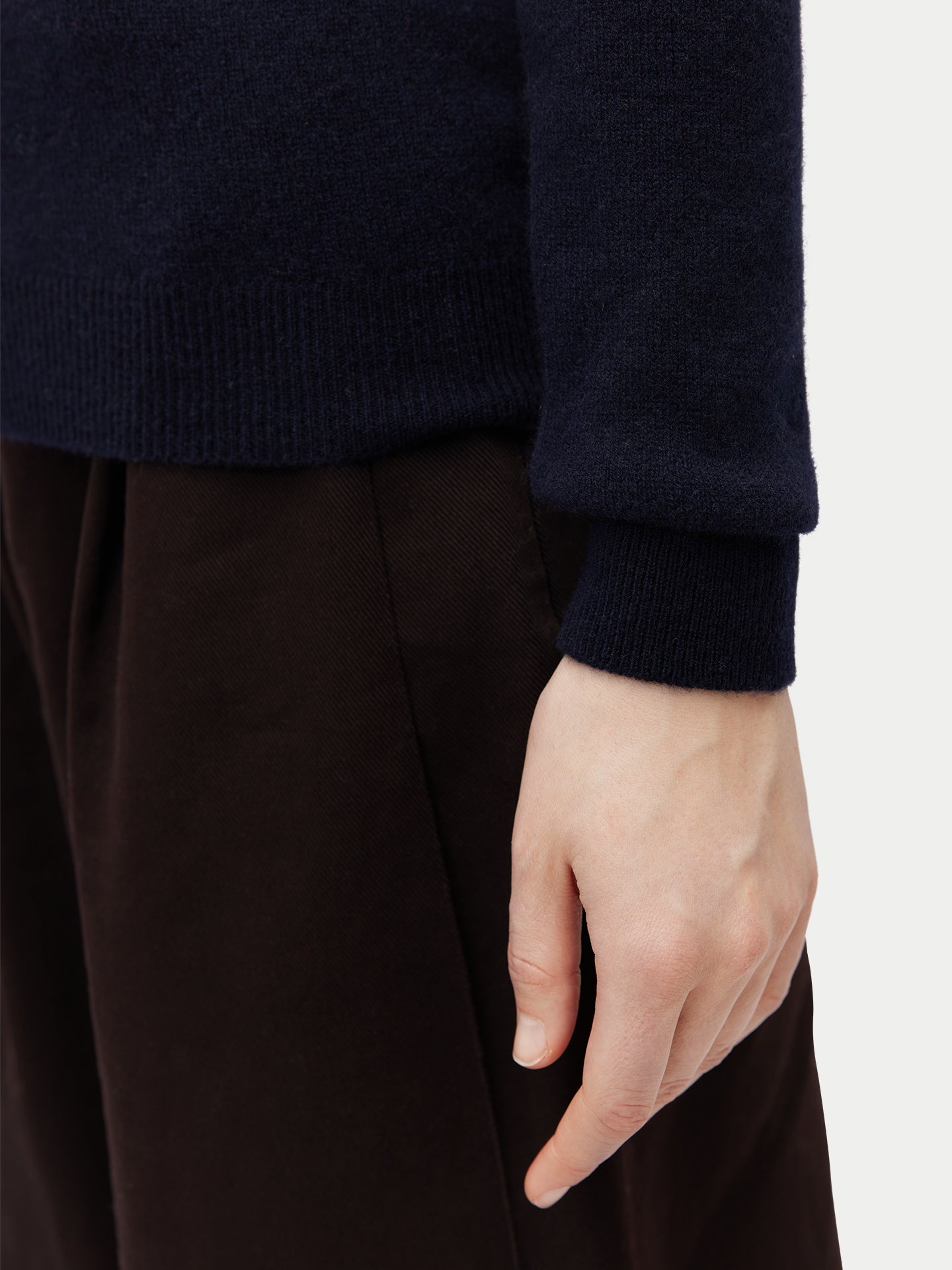 £ 99 Cashmere Hat & Sweater Set