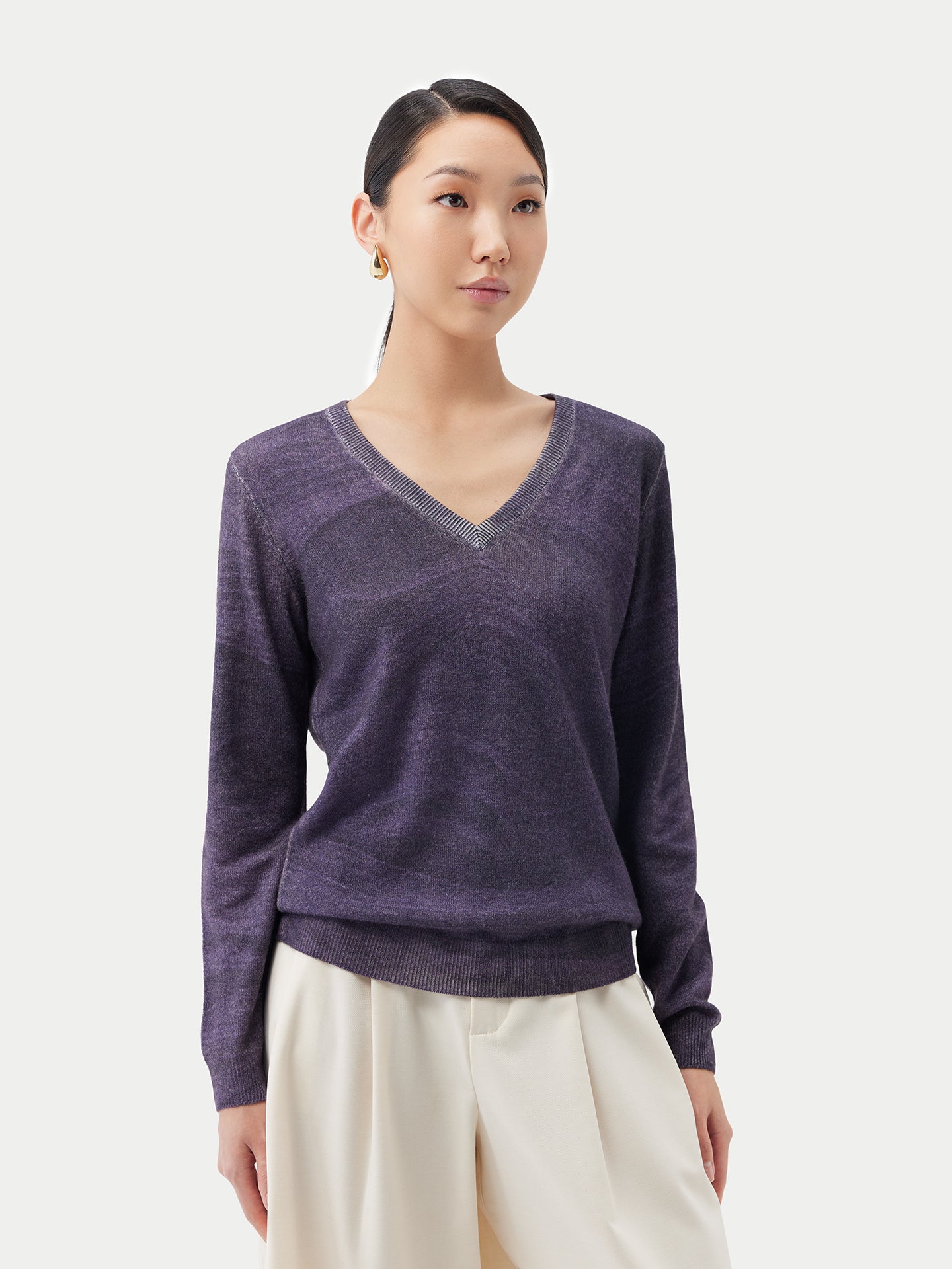 Printed V-Neck Cashmere Sweater