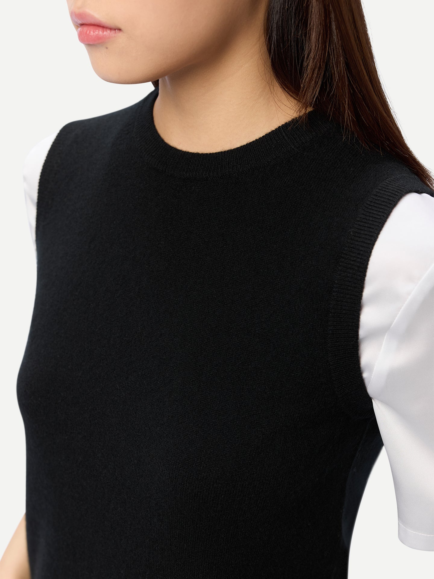 Timeless Cashmere Crewneck Vest