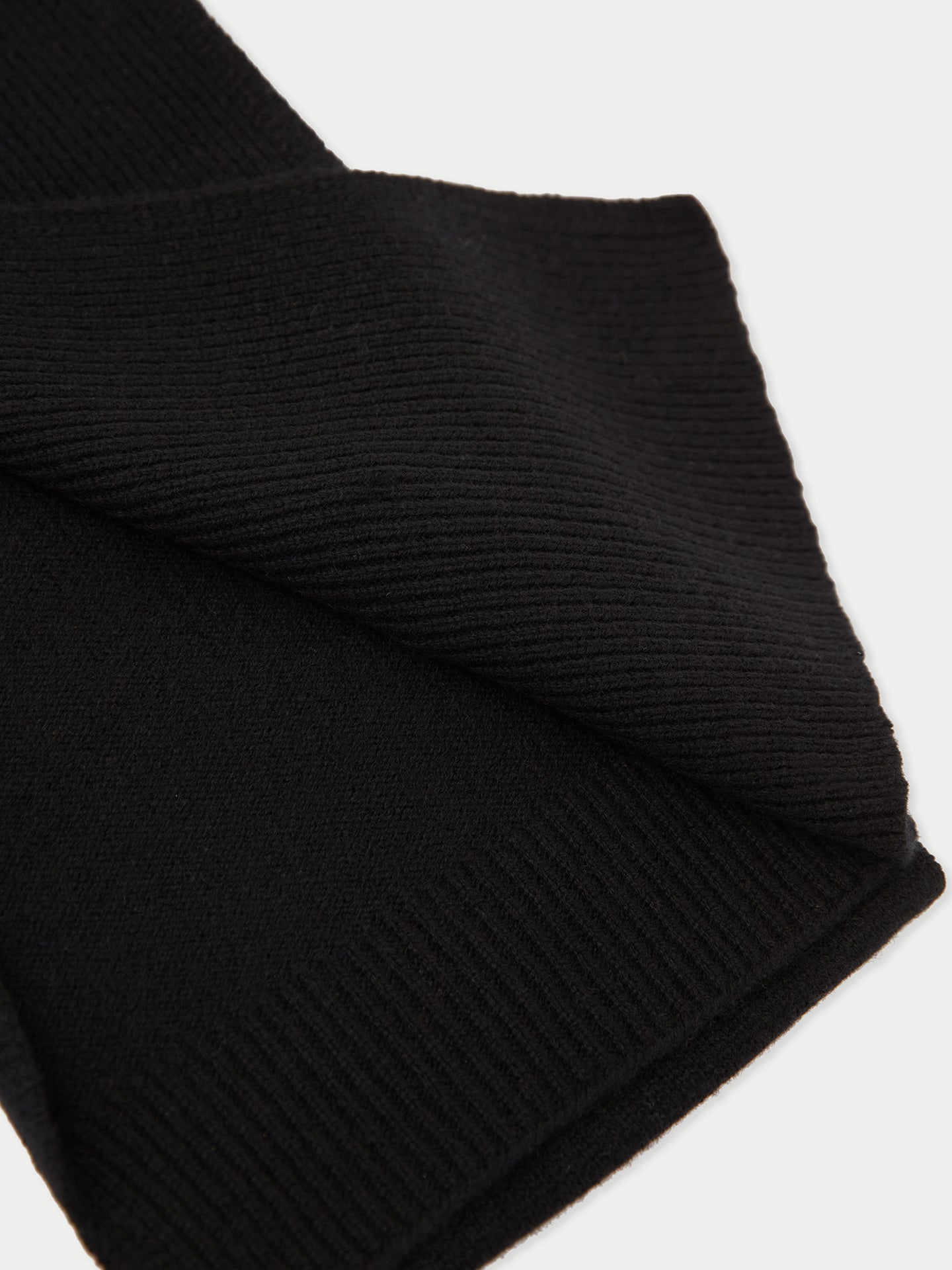 Ribbed Cashmere Scarf