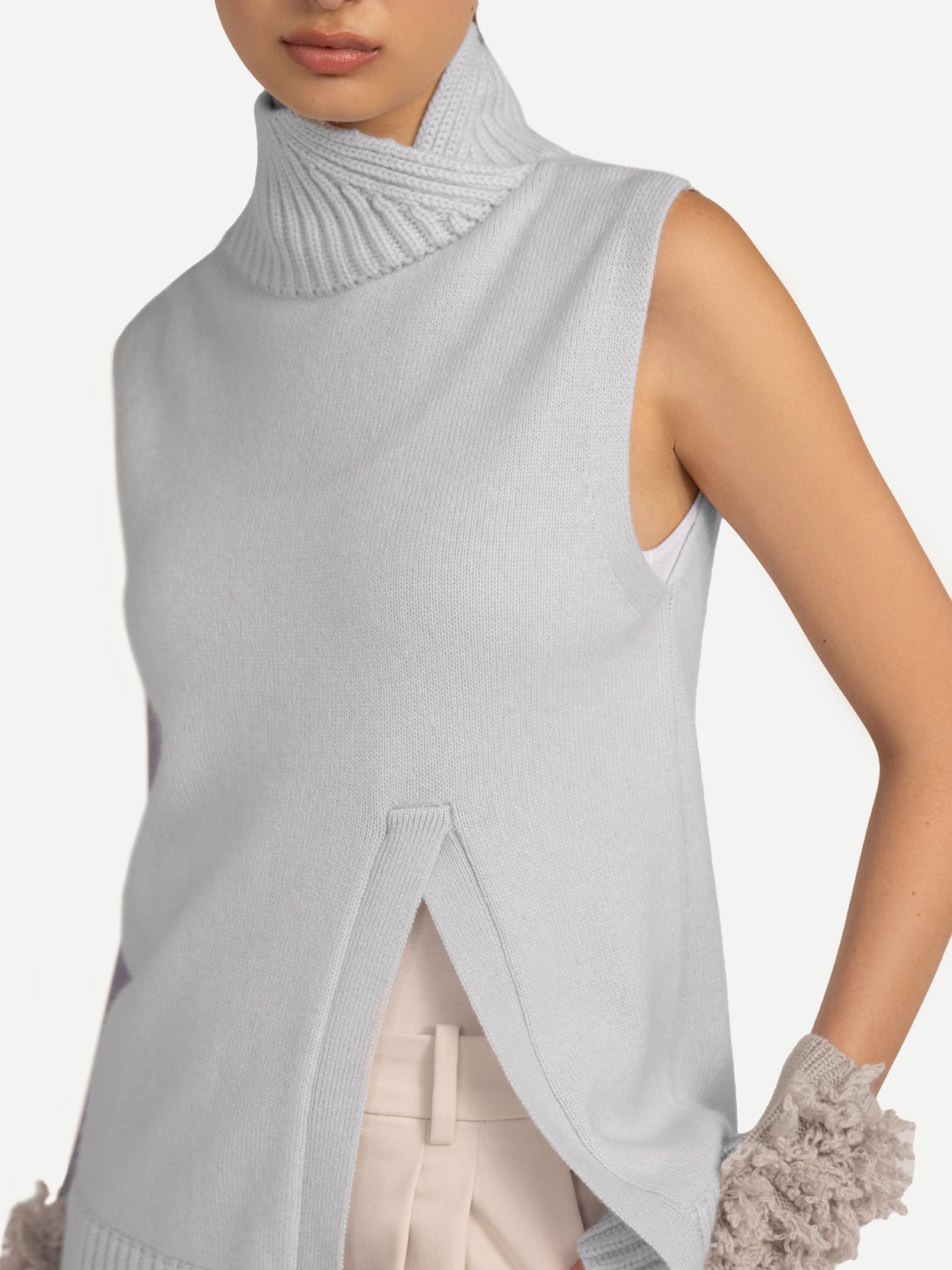 Women's Cut-Out Cashmere Vest Silver Birch - Gobi Cashmere