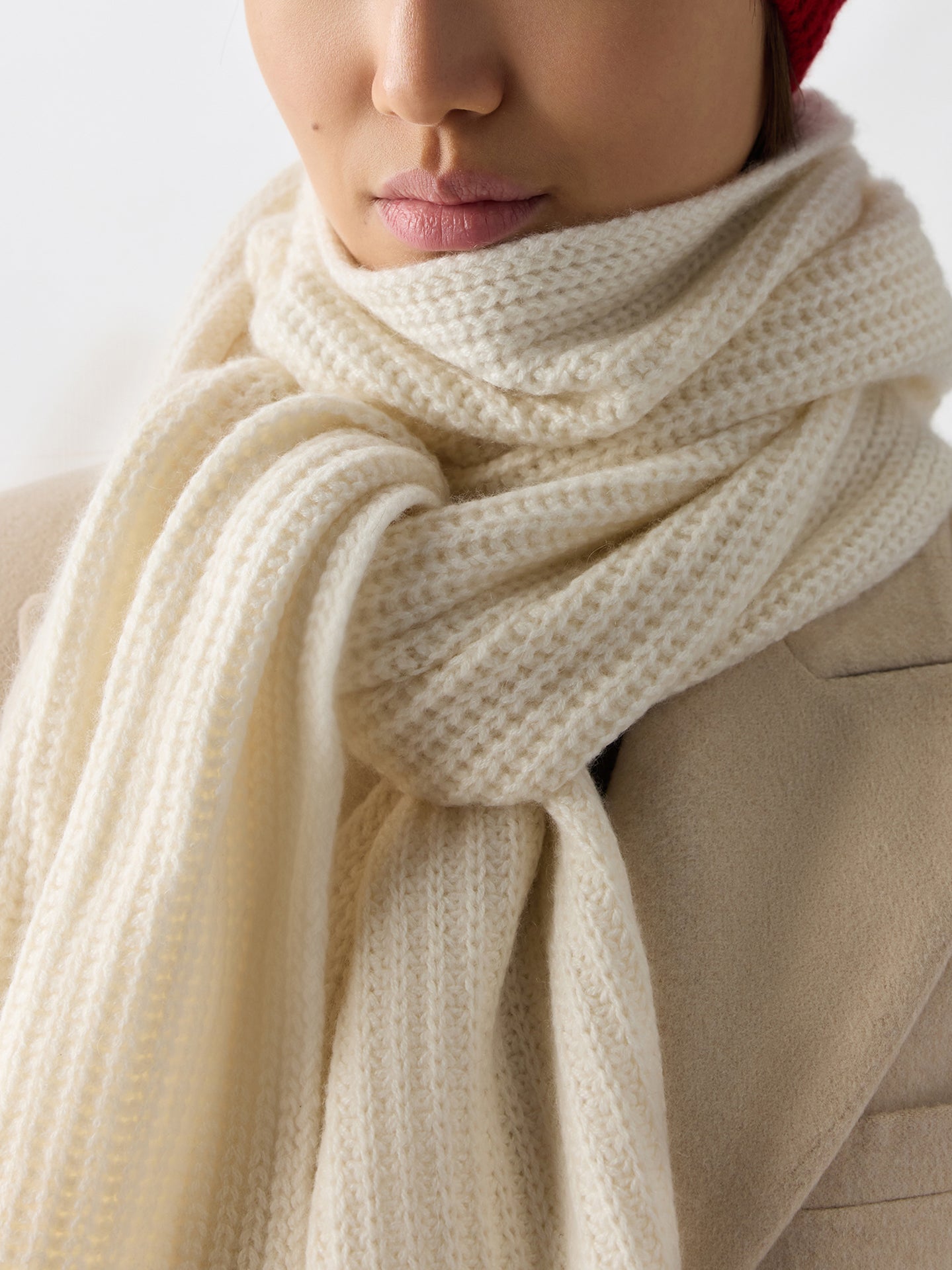 Wide Rib Knit Scarf