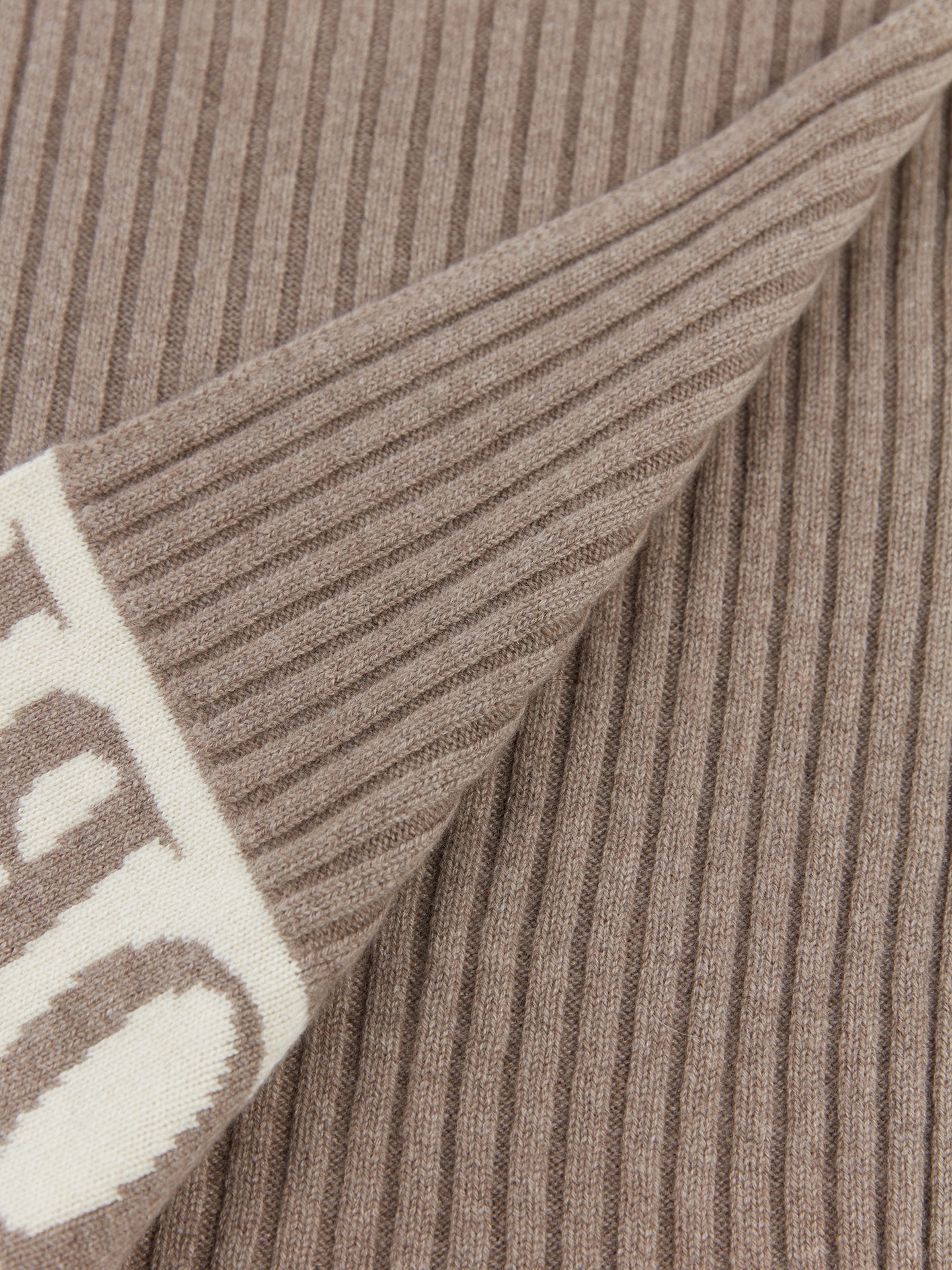 GOBI Cashmere - Responsible Cashmere - Ribbed Cashmere Scarf