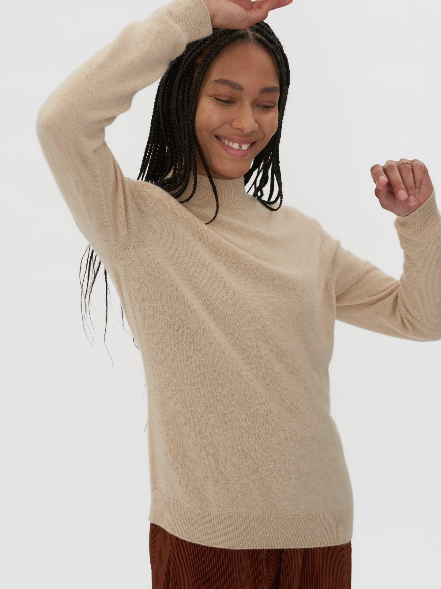 Women's Cashmere Mock Neck Sweater Beige - Gobi Cashmere