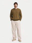 Essential Crewneck Cashmere Jumper Aloe - Gobi Cashmere #color_aloe