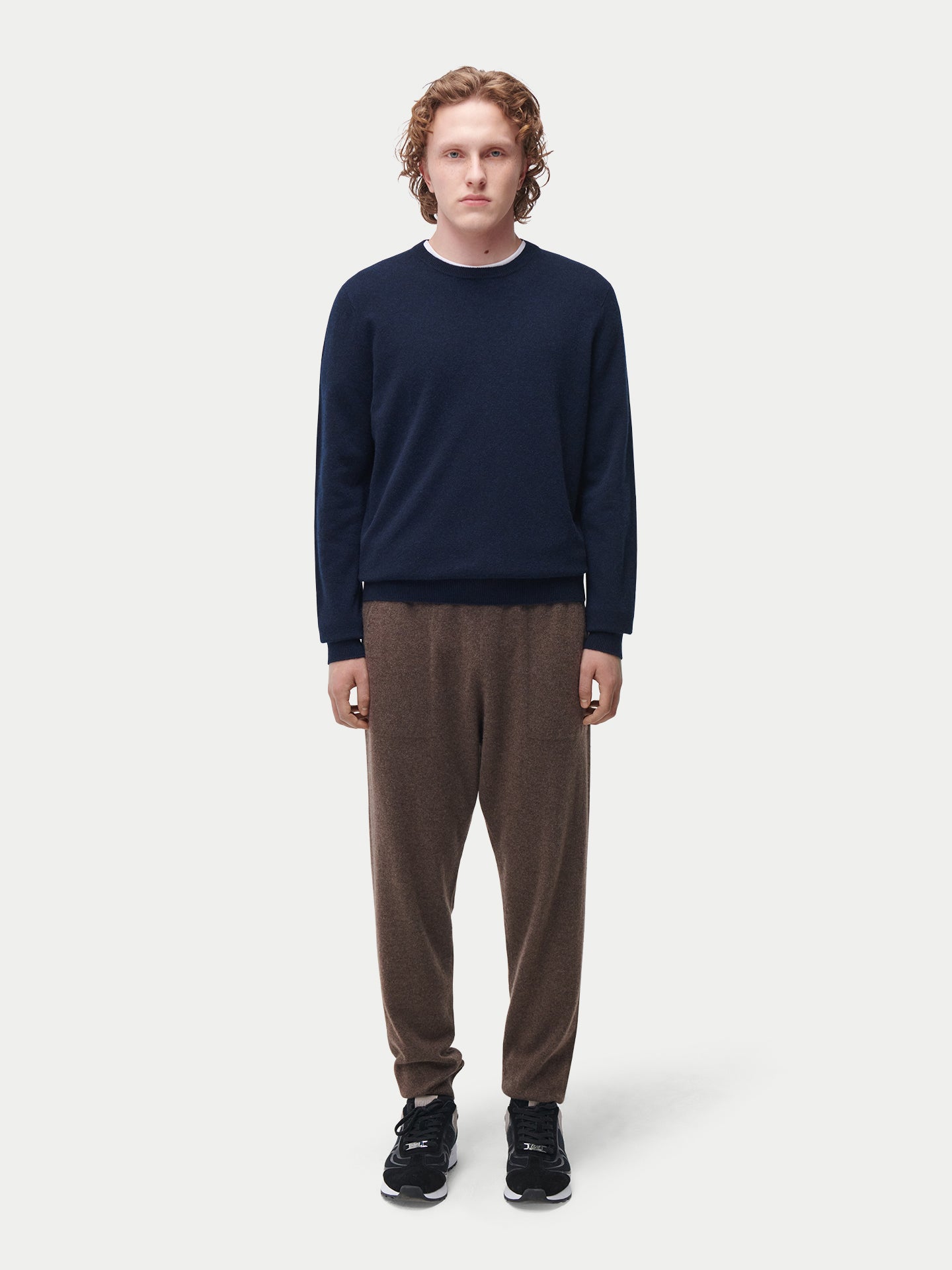 Essential Crewneck Cashmere Jumper
