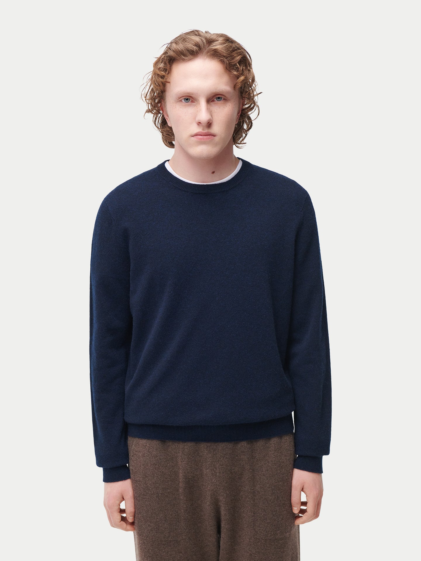 Essential Crewneck Cashmere Jumper