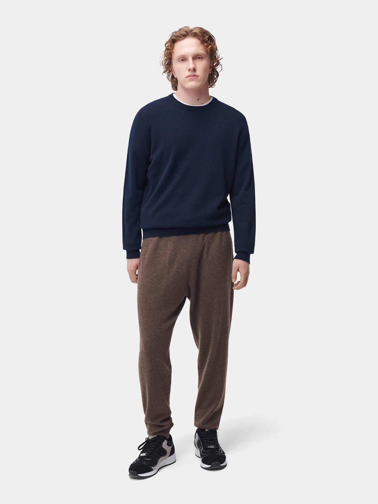 Essential Crewneck Cashmere Jumper