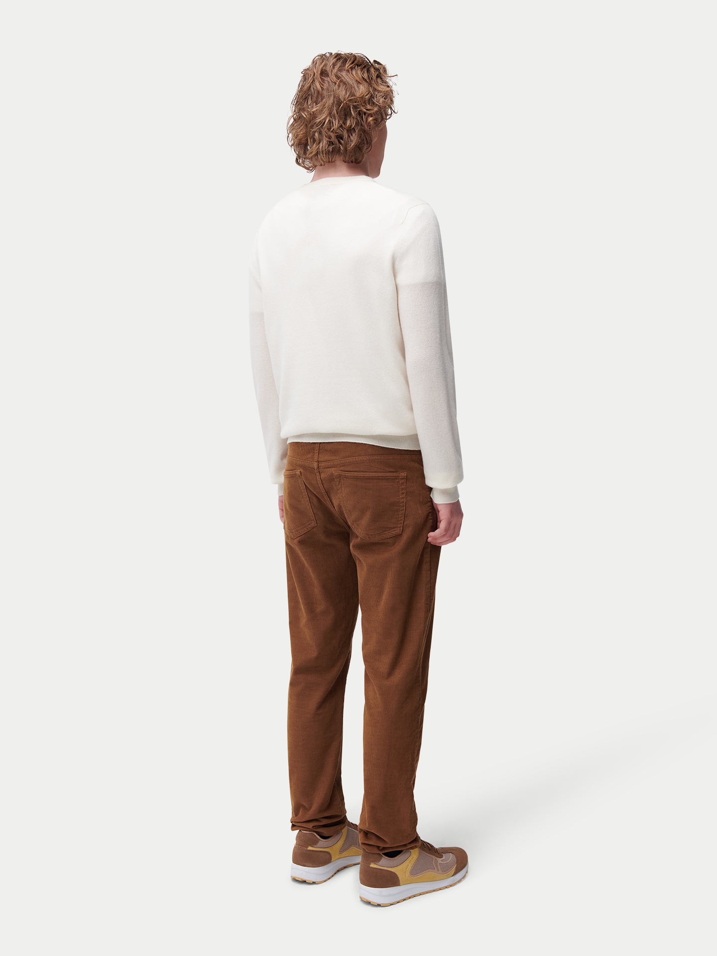 Essential Crewneck Cashmere Jumper