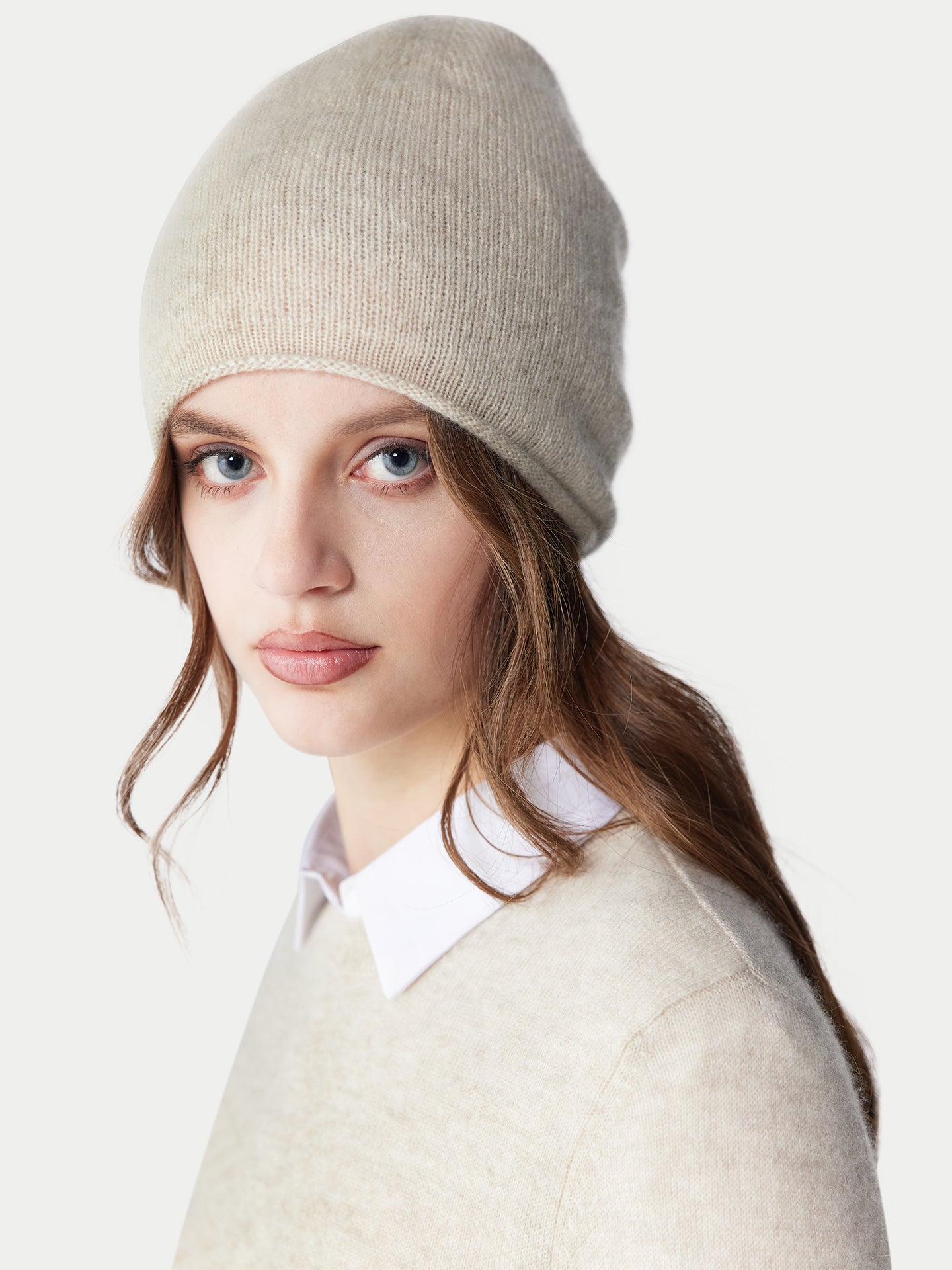 £ 99 Cashmere Hat & Sweater Set