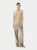 Women’s Basic V-Neck Cashmere Jumper Beige | GOBI UK
