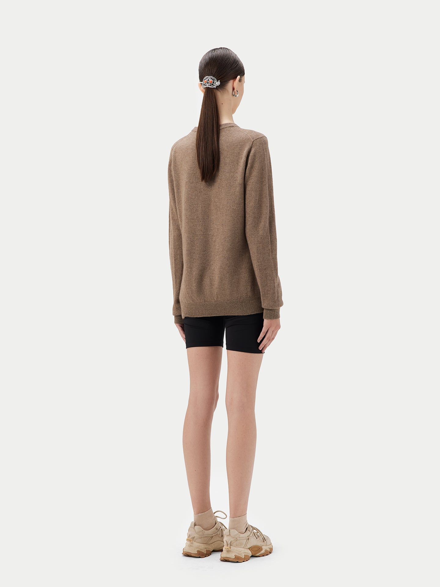 Women's Cashmere Crew Neck Sweater Taupe - Gobi Cashmere