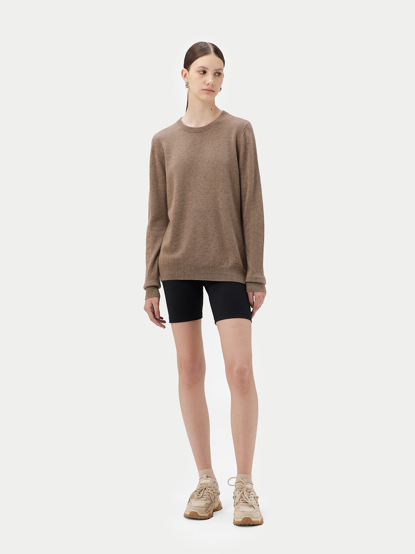 Women's Cashmere Crew Neck Sweater Taupe - Gobi Cashmere