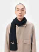 Unisex Cashmere Rib Knit Scarf in Black | GOBI UK