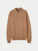 A beige-colored cashmere polo jumper with a collar and long sleeves, displayed against a neutral background. #color_sheepskin