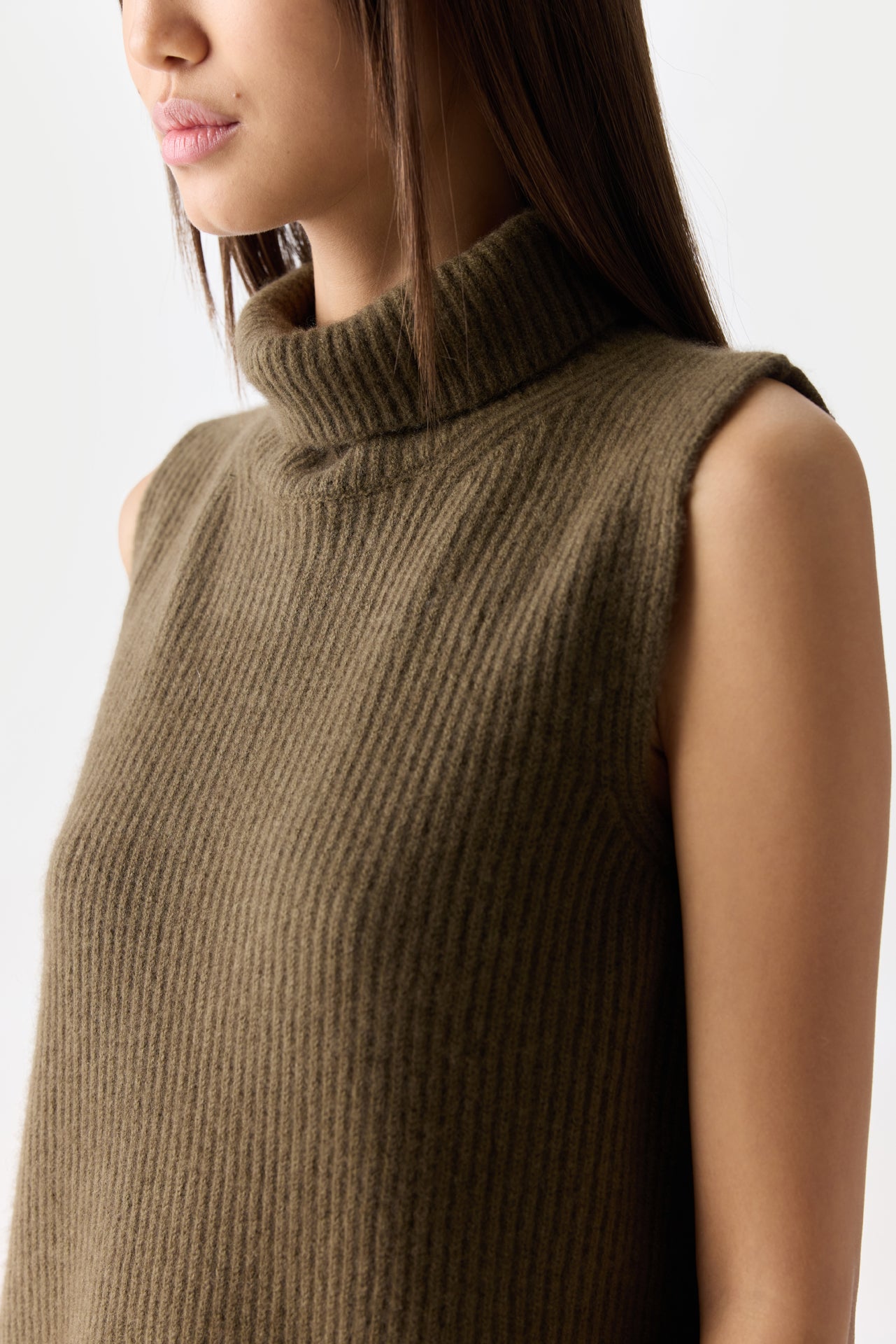 Turtleneck Cashmere Vest