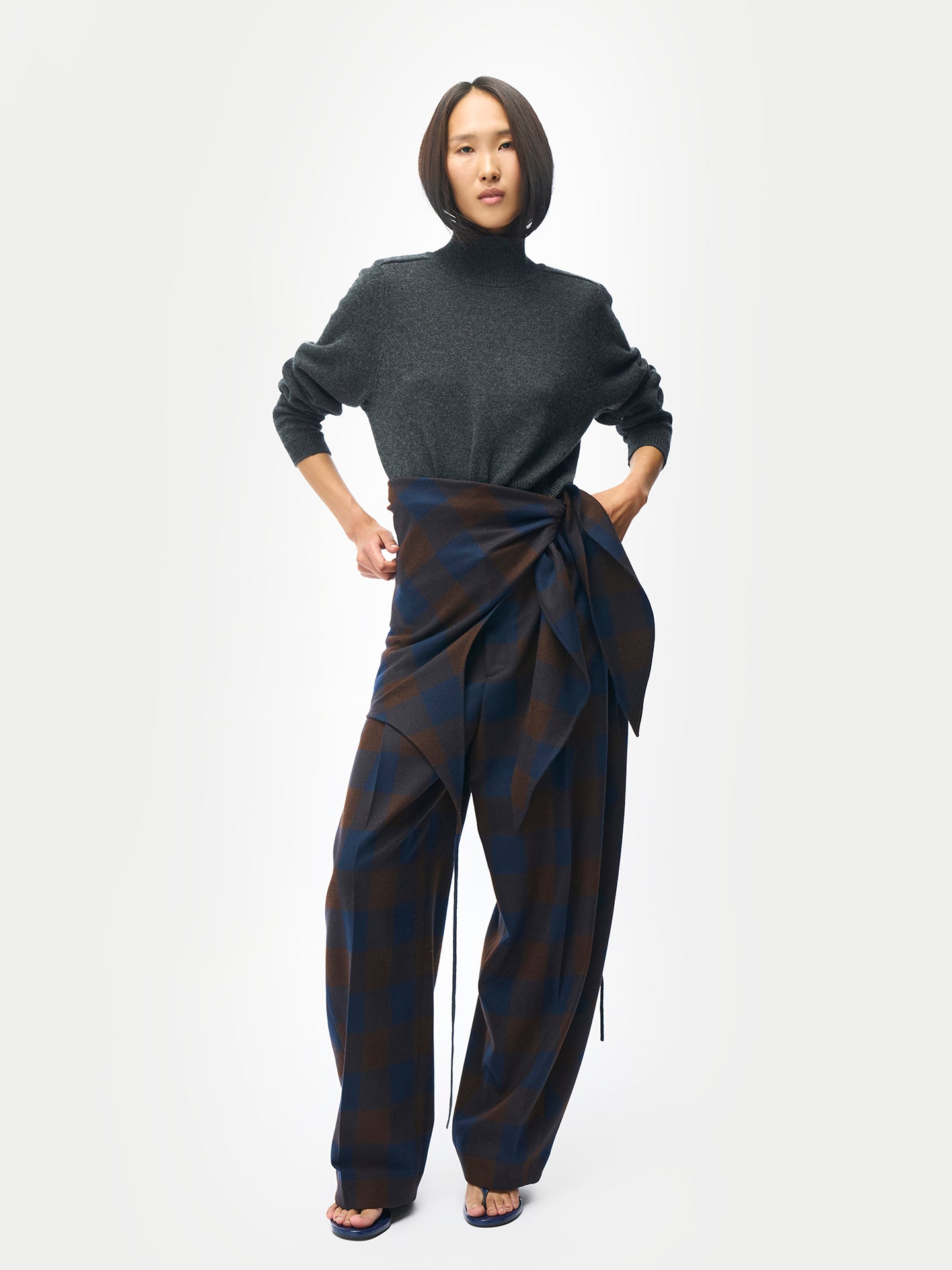 Cropped High-Neck Cashmere Jumper