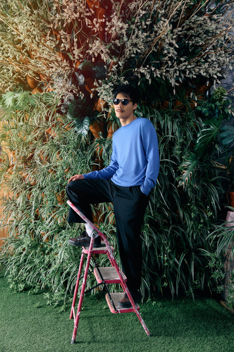 Men's Essential Crewneck Cashmere Jumper, editorial photo