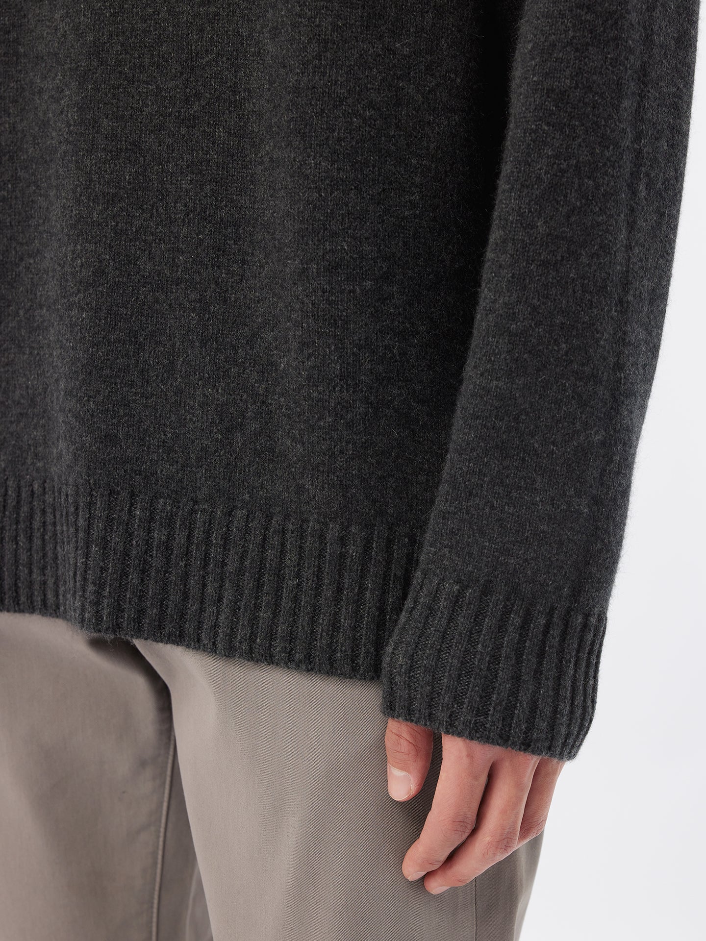 Men's Cashmere Turtleneck Charcoal - Gobi Cashmere