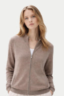 #color_taupe