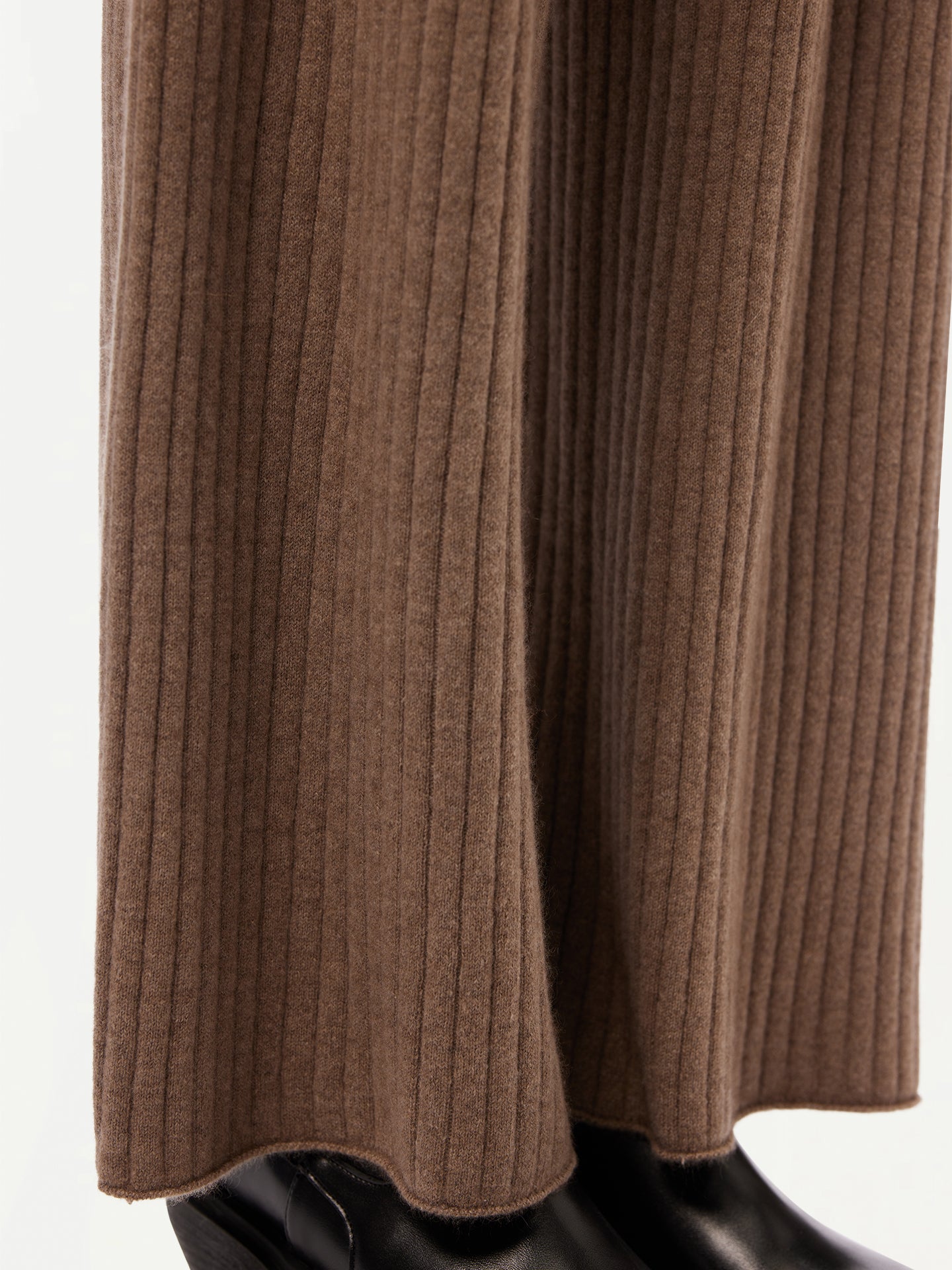 GOBI Cashmere - Wide-Leg Cashmere Pants Taupe - 3D-Knit Collection