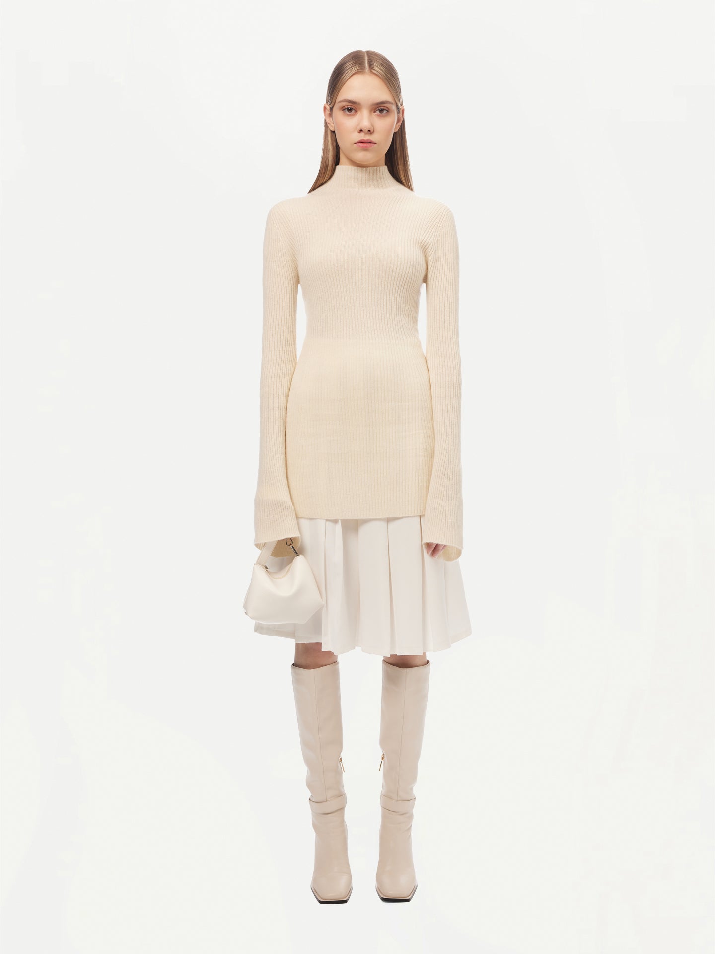 GOBI Cashmere Bell-Sleeve Sweater Off White - 3D-Knit Collection