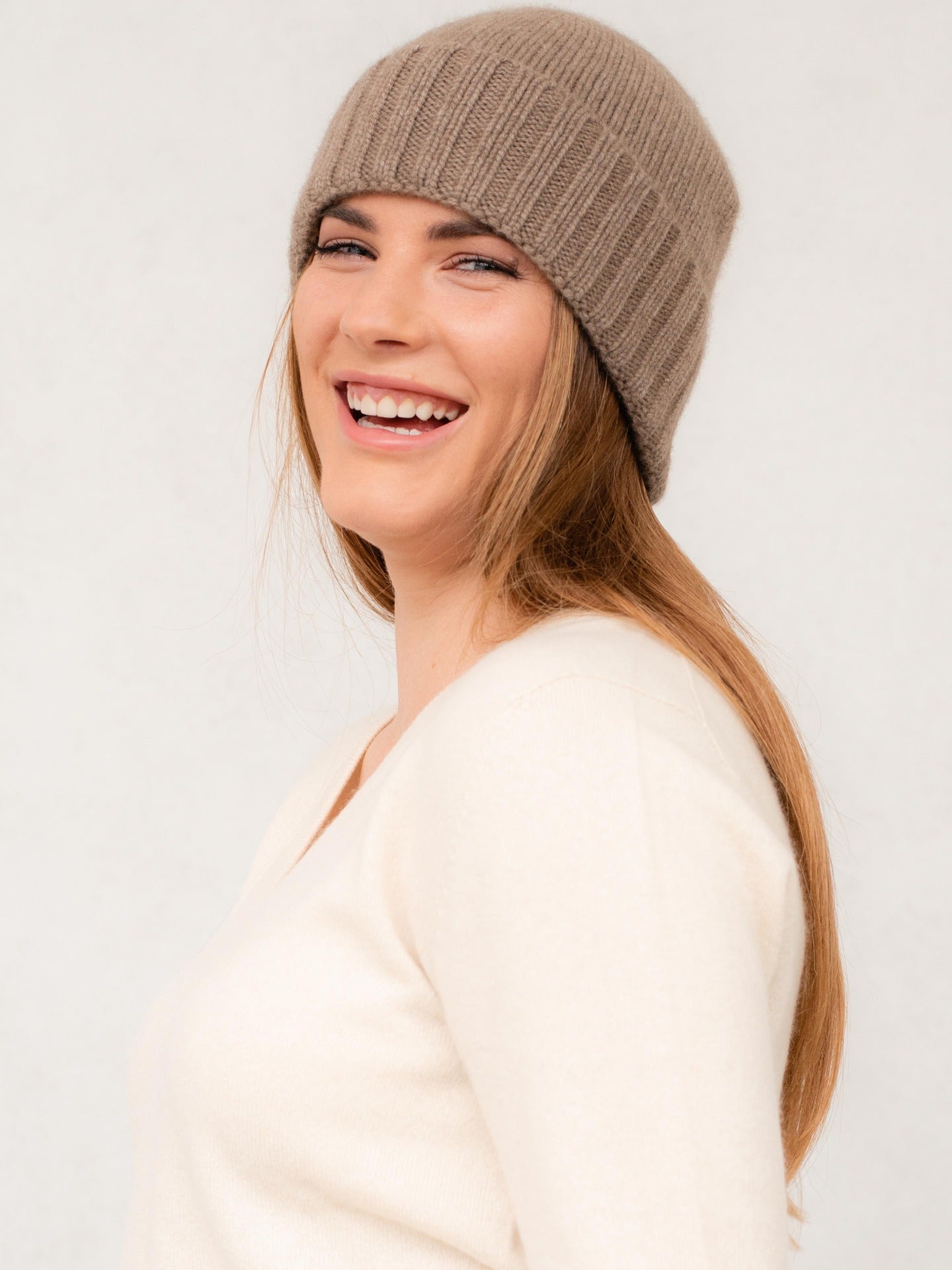 Women's Cashmere Rib Knit Hat Taupe - Gobi Cashmere