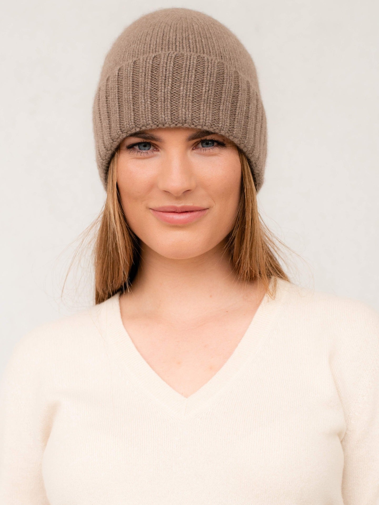 Women's Cashmere Rib Knit Hat Taupe - Gobi Cashmere