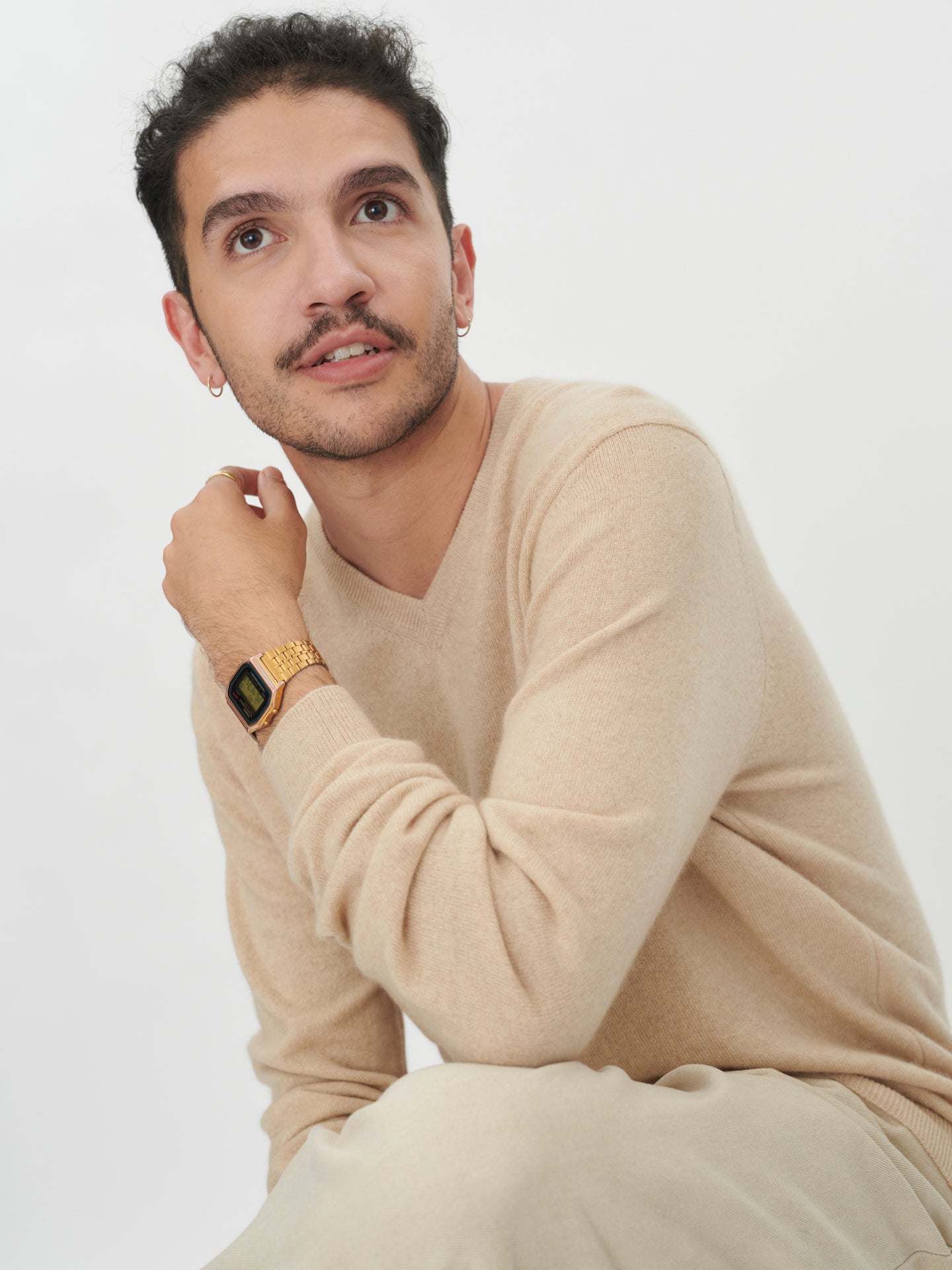 Men's Cashmere V-Neck Sweater Beige - Gobi Cashmere
