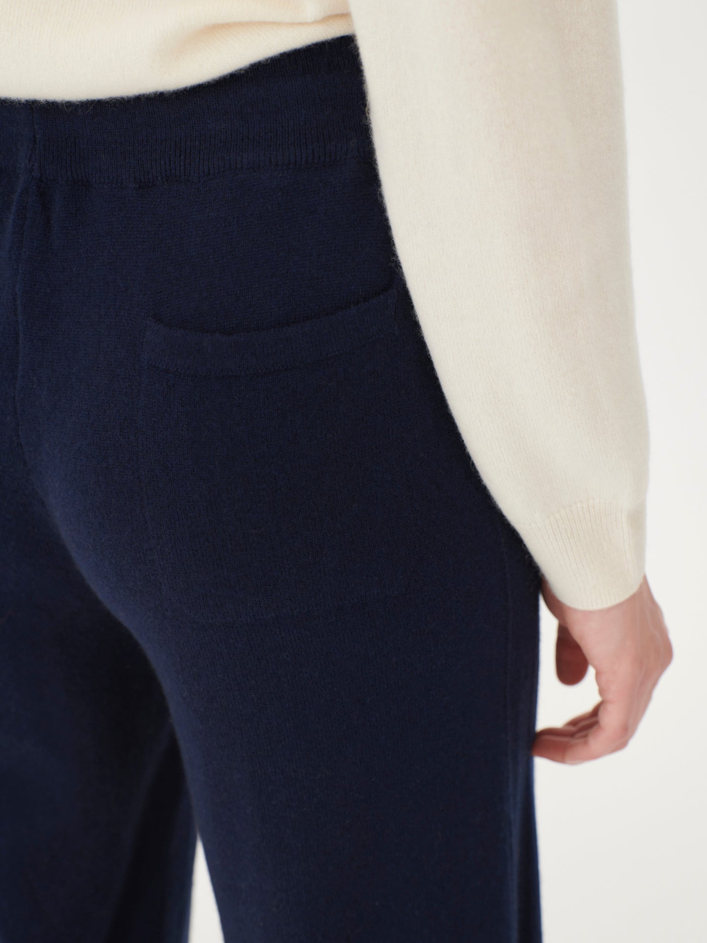 Women's Cashmere  Straight Leg Jogger Navy - Gobi Cashmere