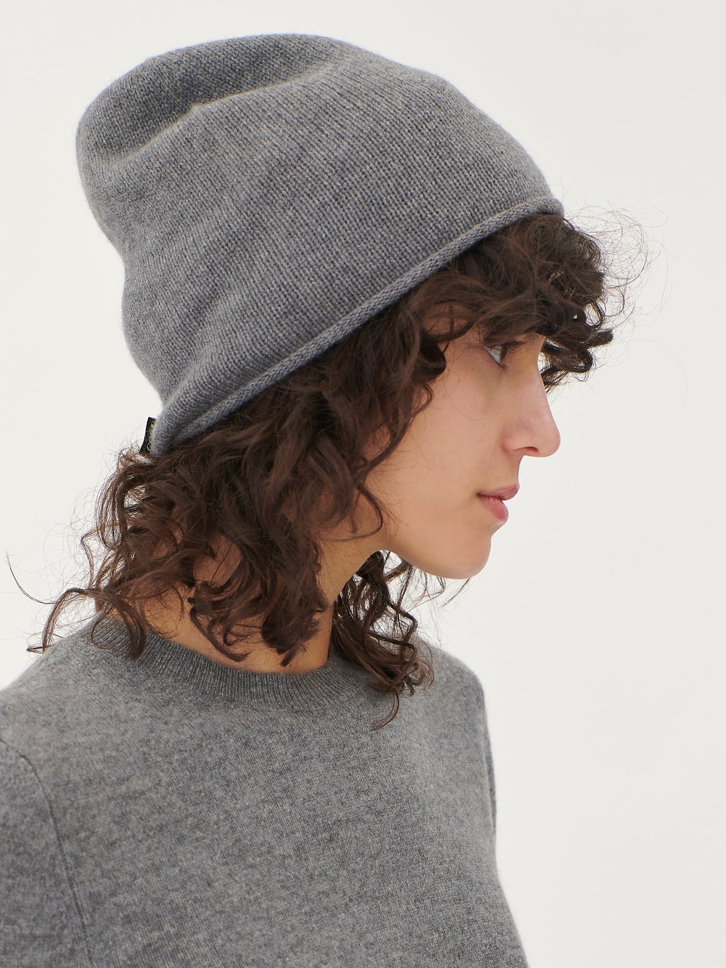 Women's Cashmere €79 Hat & Sweater Set Dim Gray- Gobi Cashmere