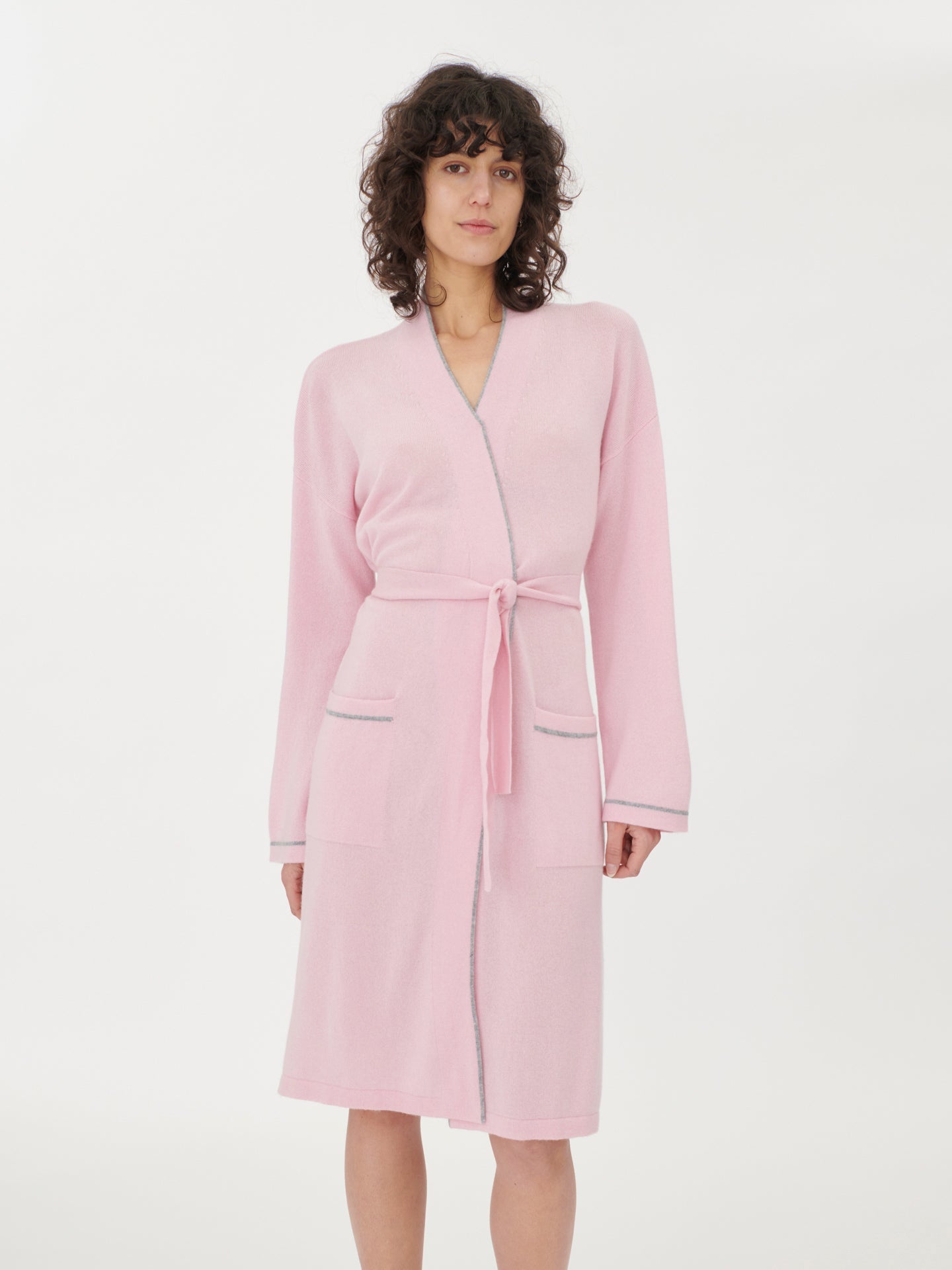 Women's Cashmere  Contrast Tipped Bathrobe Almond Blossom - Gobi Cashmere