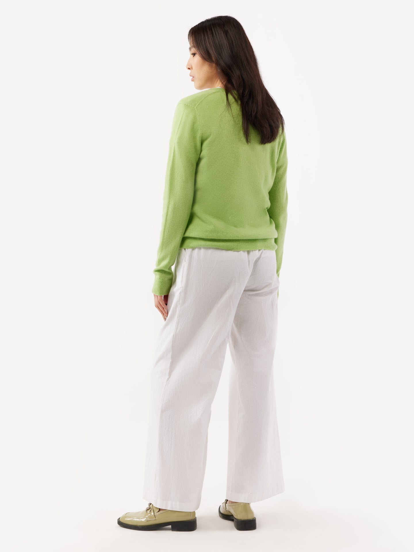 Women's Cashmere Basic V-Neck Jade Lime - Gobi Cashmere