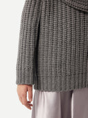 Unisex Cashmere Crewneck Sweater  Plum kitten- Gobi Cashmere #color_plum-kitten