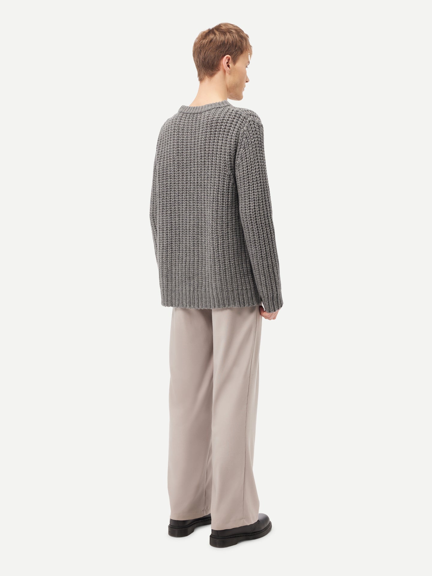 Unisex Cashmere Crewneck Sweater  Plum kitten- Gobi Cashmere
